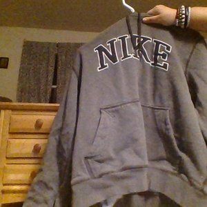 nike hoodie size large
